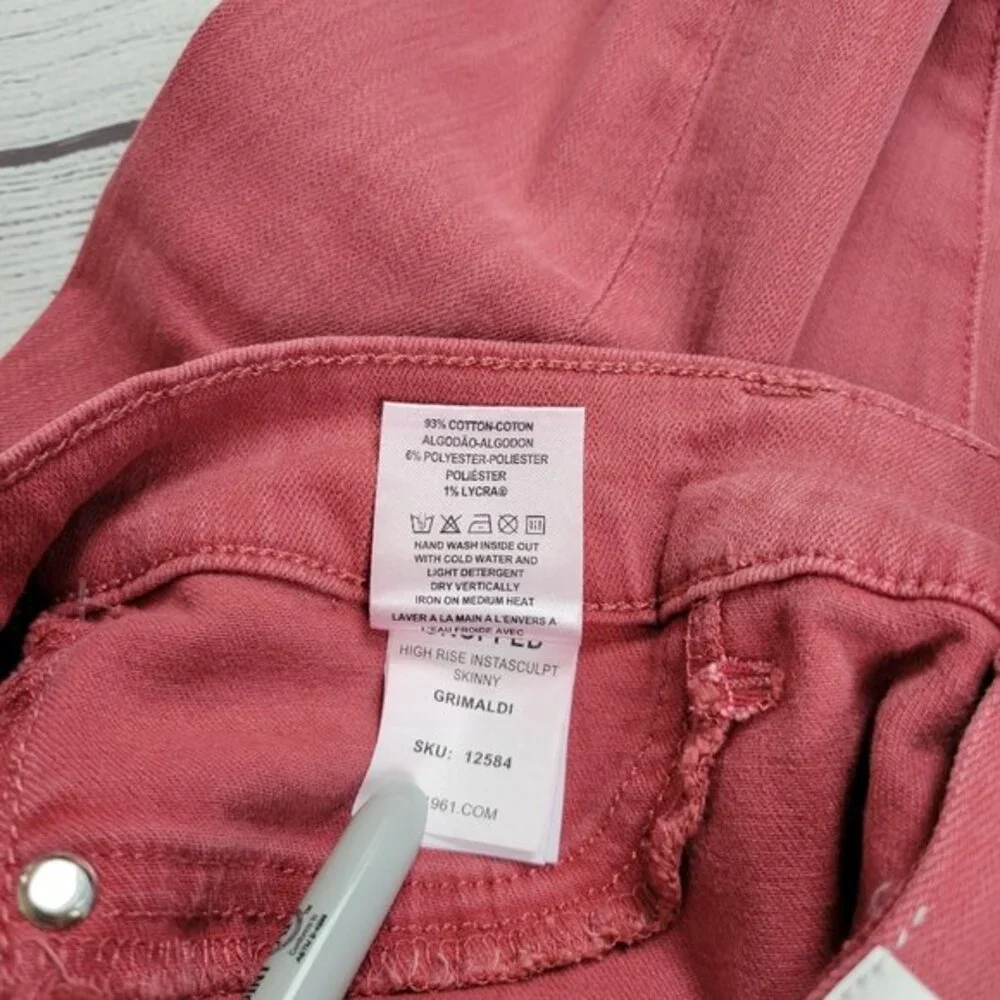 High-Rise Jeans DL1961